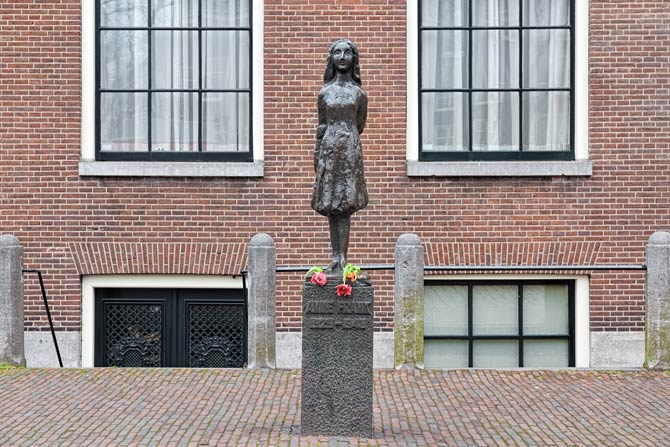Anne Frank Statue in Amsterdam