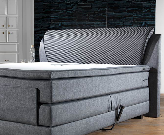 Boxspringbett besteht aus mehreren aufeinander abgestimmten Schichten