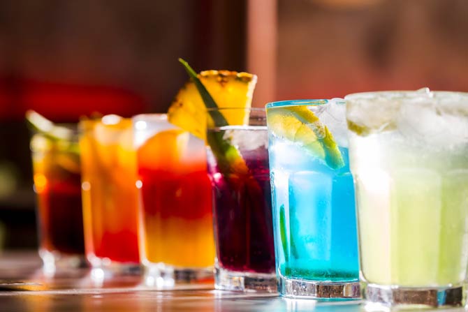 Bunte Cocktails