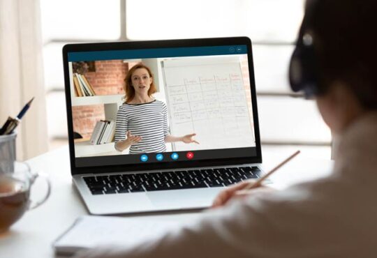 E-Learning wird auch in der Industrieweiterbildung immer beliebter