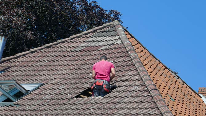 Lücken in Dächern schnell schließen