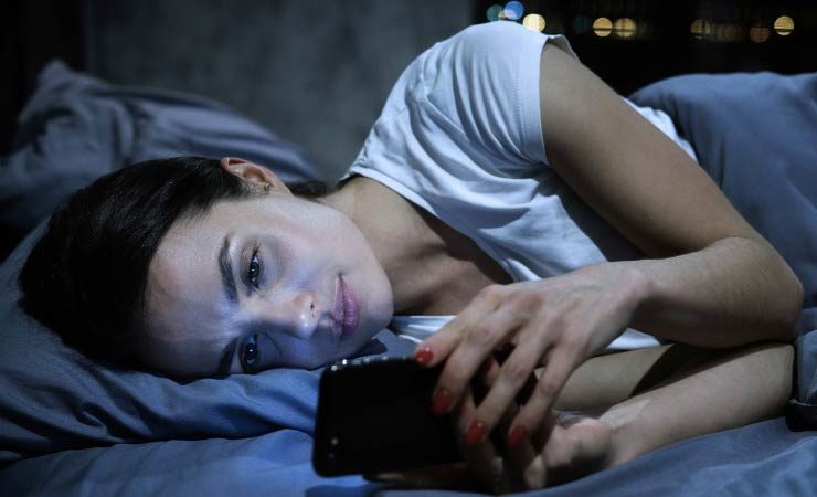 Smartphone stört erholsamen Schlaf