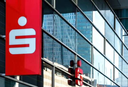 Zinsflaute – Sparkassen stecken in der Krise