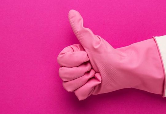 Tipps zur Säuberung von Mehrweghandschuhen