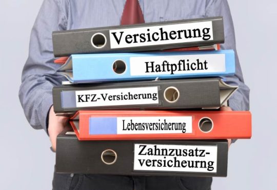 Versicherungsvergleich: Lohnt es sich und worauf gilt es zu achten?