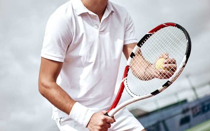 Wimbledon-Spieler ganz in weiß