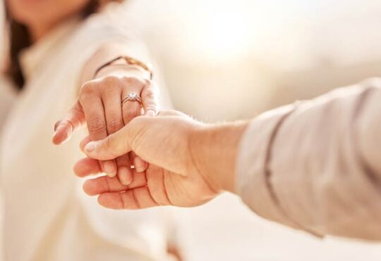 Was einen Verlobungsring wirklich wertvoll macht